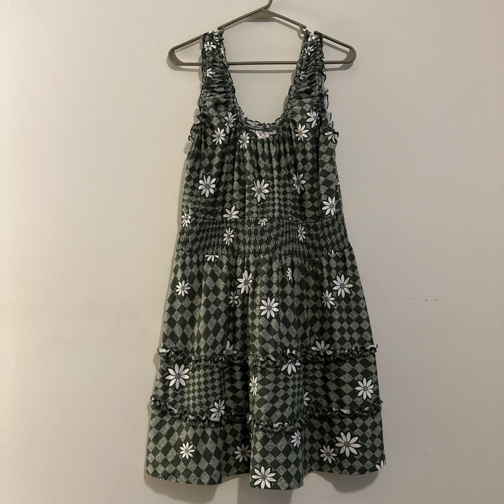 Charming Green and White Dress